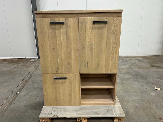 Eiken opbergkast 140,5x110x45cm - afbeelding 2 van  6