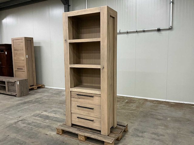 Eiken opbergkast 216,5x90x45cm - afbeelding 1 van  5