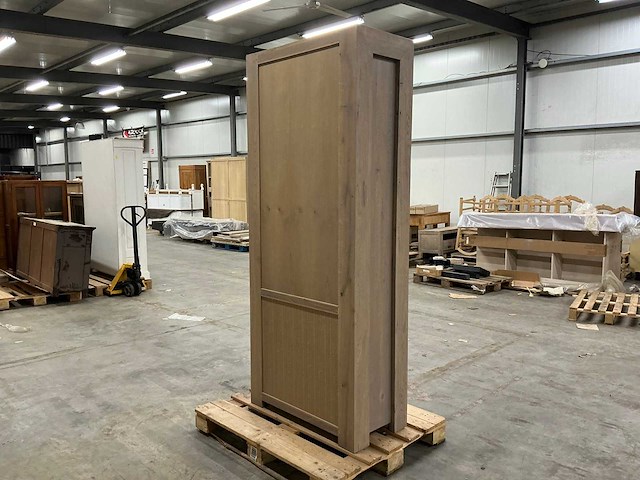 Eiken opbergkast 216,5x91,5x45,5cm - afbeelding 4 van  6