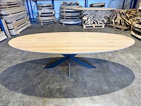 Eiken ovaal eetkamertafel 260 cm - afbeelding 2 van  4