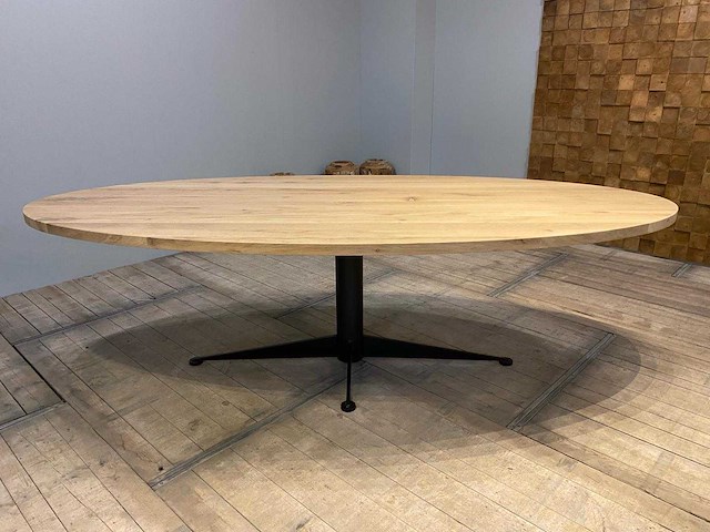 Eiken ovale eettafel 260 cm. - afbeelding 1 van  4