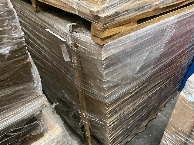 Eiken rustiek a/b parketvloer toplaag - afbeelding 2 van  2