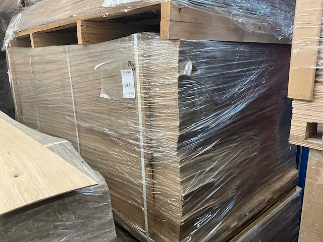 Eiken rustiek a/b parketvloer toplaag - afbeelding 2 van  5