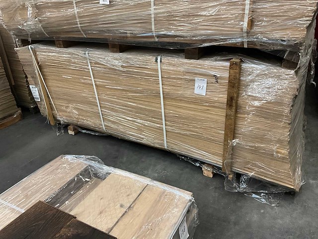 Eiken rustiek a/b parketvloer toplaag - afbeelding 1 van  4