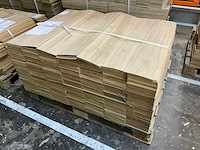 Eiken rustiek ab/bc fineerstroken 4mm (732x) - afbeelding 1 van  4