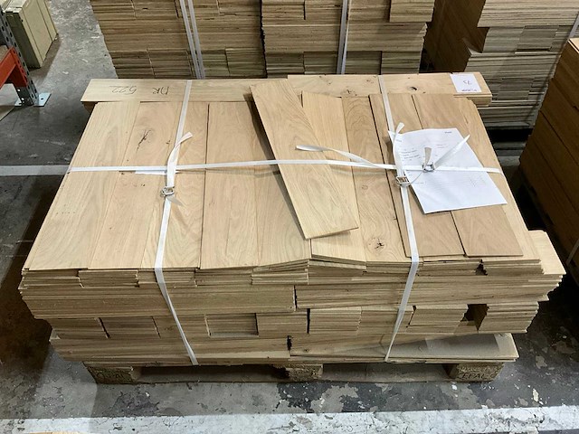 Eiken rustiek ab/bc fineerstroken 4mm (970x) - afbeelding 2 van  4