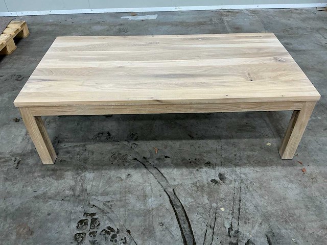 Eiken salontafel 140,5x71x45cm - afbeelding 2 van  5
