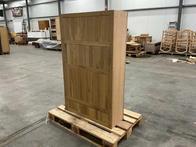 Eiken servieskast 143x88,5x30,5cm - afbeelding 4 van  6