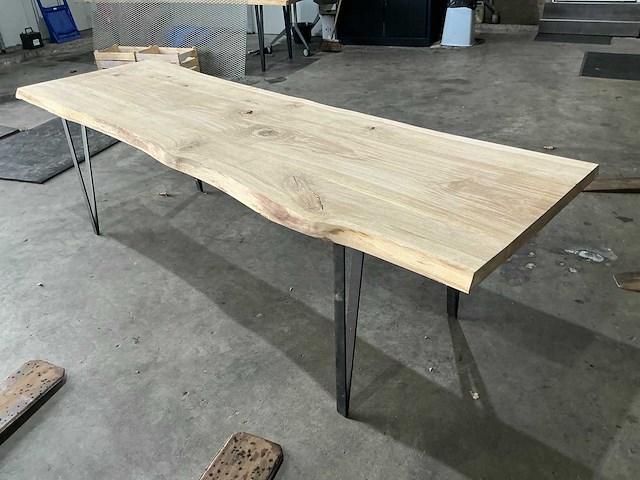 Eiken tafel (2,66x0,80 mtr) - afbeelding 8 van  13