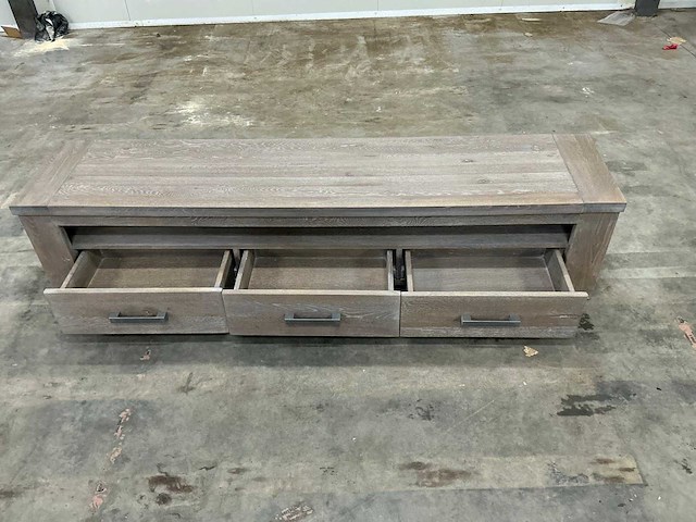 Eiken televisiemeubel 46x205,5x46cm - afbeelding 3 van  3