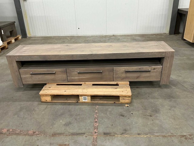 Eiken televisiemeubel 50x222,5x45cm - afbeelding 2 van  6