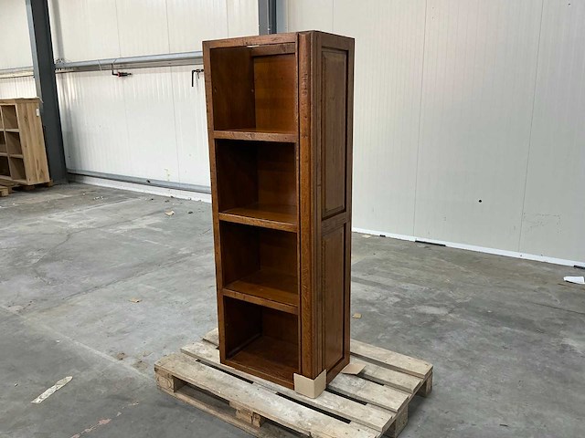 Eiken vakkenkast 156,5x56,5x36,5cm - afbeelding 1 van  5