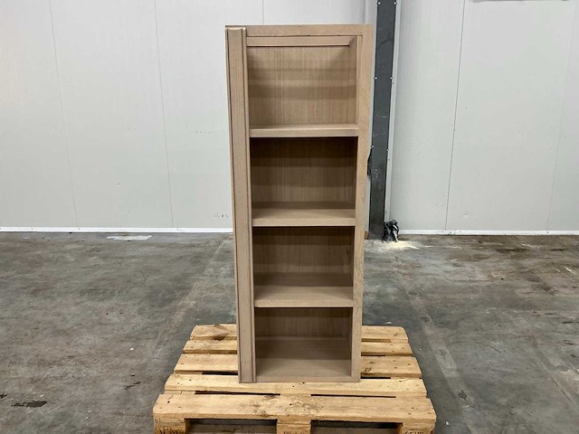 Eiken vakkenkast 156,5x57x35,5cm - afbeelding 1 van  4
