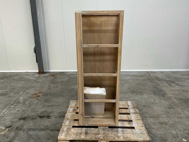 Eiken vakkenkast met planken 156,5x56,5x35cm - afbeelding 2 van  6
