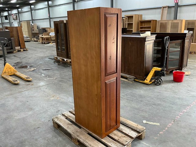 Eiken vakkenkast / onderkast 156x56,5x35cm - afbeelding 4 van  5