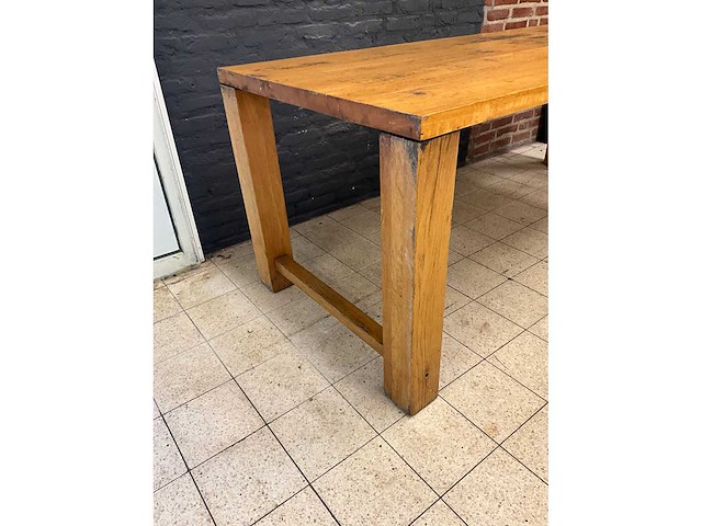 Eikenhouten restauranttafel - afbeelding 4 van  6