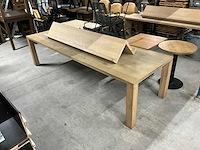Eikenhouten restauranttafel - afbeelding 2 van  7