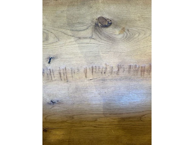Eikenhouten salontafel, rustieke uitvoering, naturel eiken / lichtbruin, 145 × 75 × 50 cm | rustiek eiken - afbeelding 4 van  4