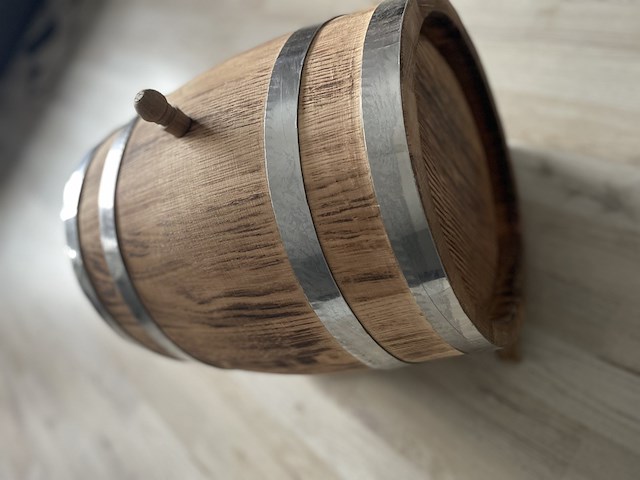 Eikenhouten vat van gespleten eikenhout, uitwendig gebrand – 15 liter, bruin, 2025 - afbeelding 2 van  7