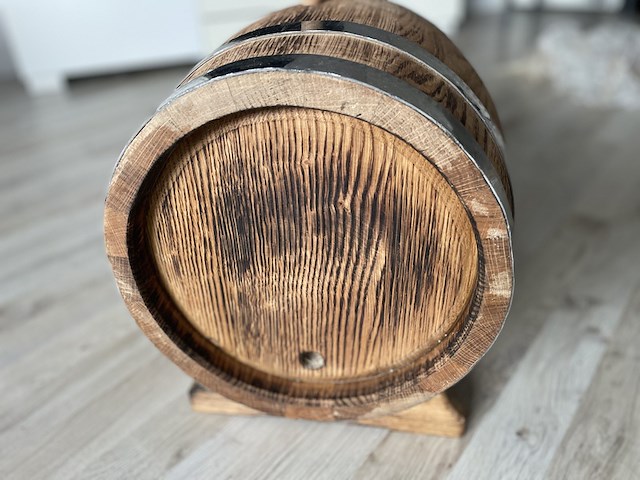 Eikenhouten vat van gespleten eikenhout, uitwendig gebrand – 15 liter, bruin, 2025 - afbeelding 3 van  7