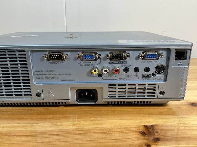 Eiki - various video equipment - afbeelding 4 van  5