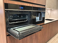 Eilandkeuken met inbouwapparatuur - afbeelding 7 van  41