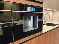 Eilandkeuken met inbouwapparatuur - afbeelding 11 van  41