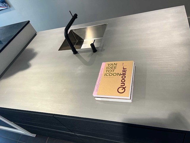 Eilandkeuken met vaste eethoek en kastenwand (c) - afbeelding 5 van  17