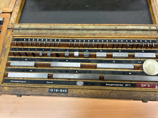 Eindmaten set (2x) + hydr. gereedschap - afbeelding 4 van  7