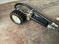 Einhell - bandenspanningsmeter - bandenvulpomp - overige werkplaatsinventaris - afbeelding 1 van  4