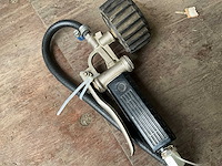 Einhell - bandenspanningsmeter - bandenvulpomp - overige werkplaatsinventaris - afbeelding 3 van  4