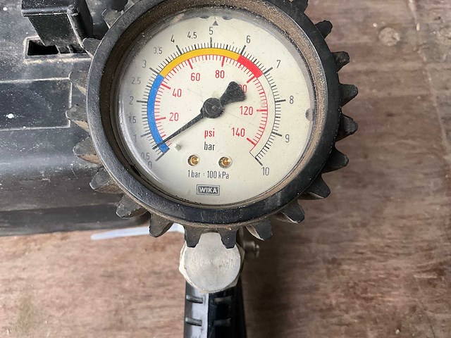 Einhell - bandenspanningsmeter - bandenvulpomp - overige werkplaatsinventaris - afbeelding 4 van  4