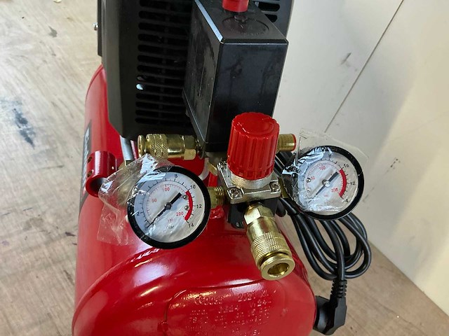 Einhell te-ac 270/24/10 hogedrukcompressor - afbeelding 2 van  2