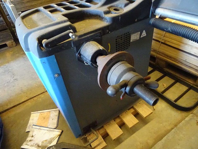 Eissbarth - 2006 - microtec 850-a - banden balanceerapparaat - afbeelding 3 van  5