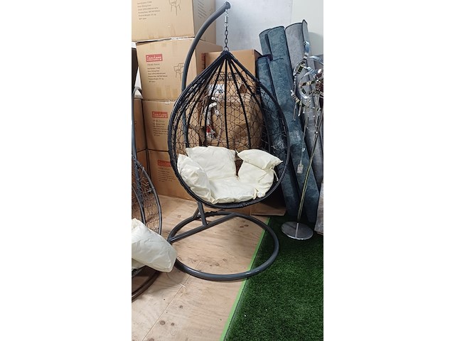 Eistoel black swing chair sanderz, 2025 - afbeelding 1 van  3