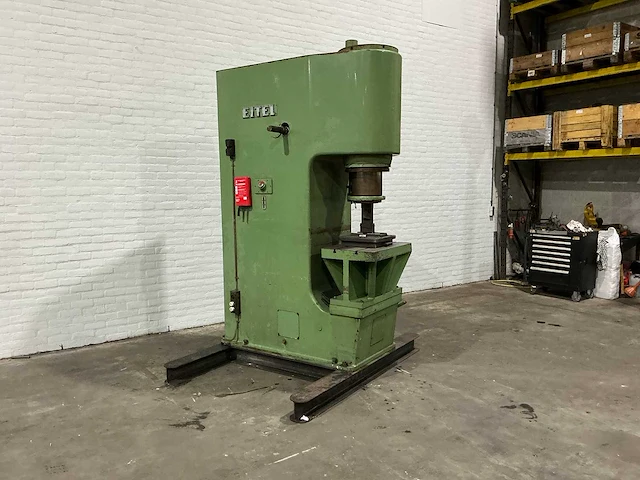 Eitel - rp 100 - hydraulic press - 1967 - afbeelding 2 van  6