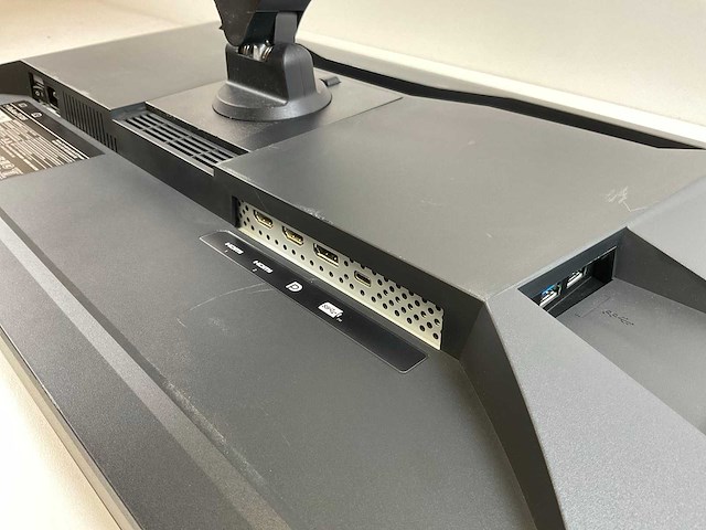 Eizo (ev3285) 32”, 3840x2160 (uhd) ips monitor - afbeelding 3 van  4