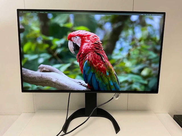 Eizo (ev3285) 32”, 3840x2160 (uhd) ips monitor - afbeelding 1 van  6
