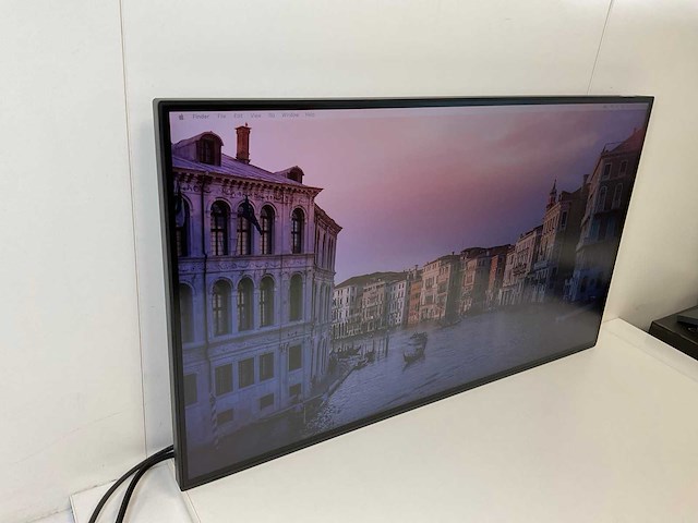 Eizo (ev3285) 32”, 3840x2160 (uhd) ips monitors (2x) - afbeelding 9 van  13