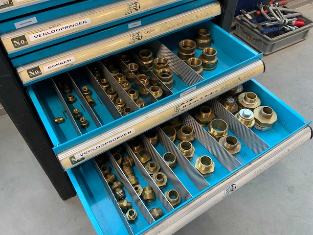 Ej gereedschapswagen met inhoud - afbeelding 4 van  6
