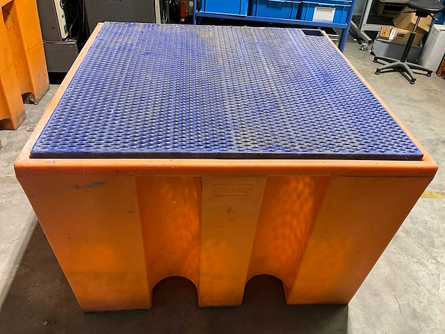 Ekwo high profile 4 x drum spill pallet - afbeelding 3 van  4