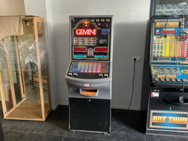 Elam group gemini hal ev v12 speelautomaat - afbeelding 1 van  7