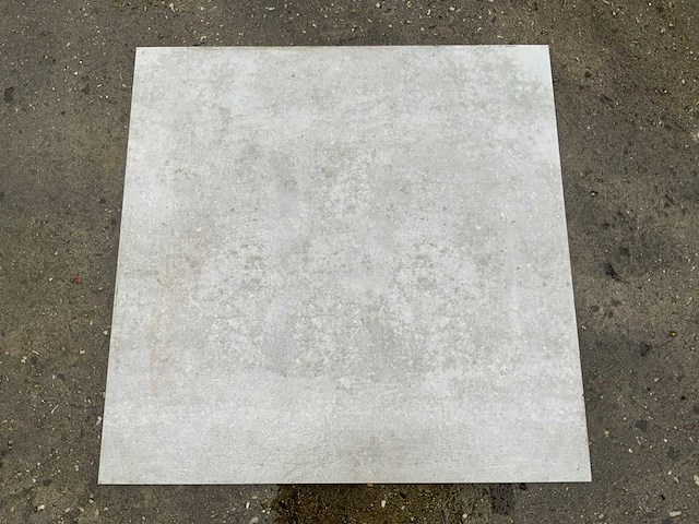 Elberti - 60x60cm - 14m2 - partij vloertegels - afbeelding 1 van  3