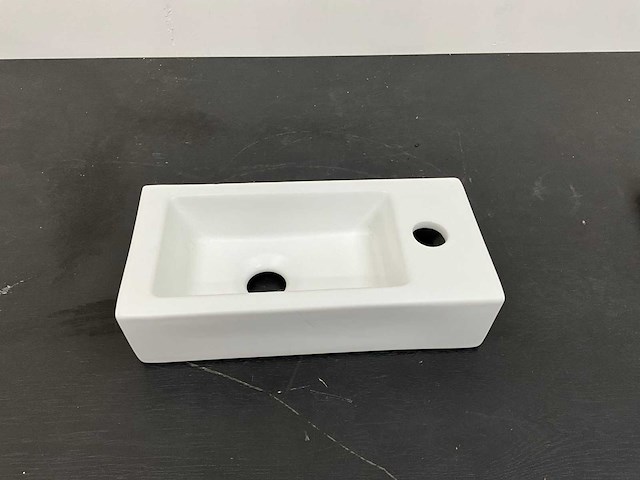 Elberti - fontein 38 x 19 cm - afbeelding 1 van  2