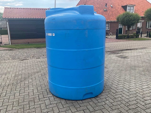 Elbi water tank 3000 diverse bouwmaterialen - afbeelding 1 van  6