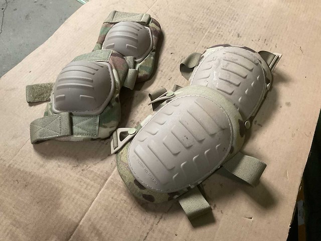 Elbow knee pad set - afbeelding 1 van  3