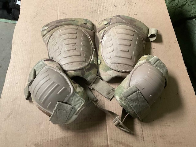 Elbow knee pad set - afbeelding 2 van  3