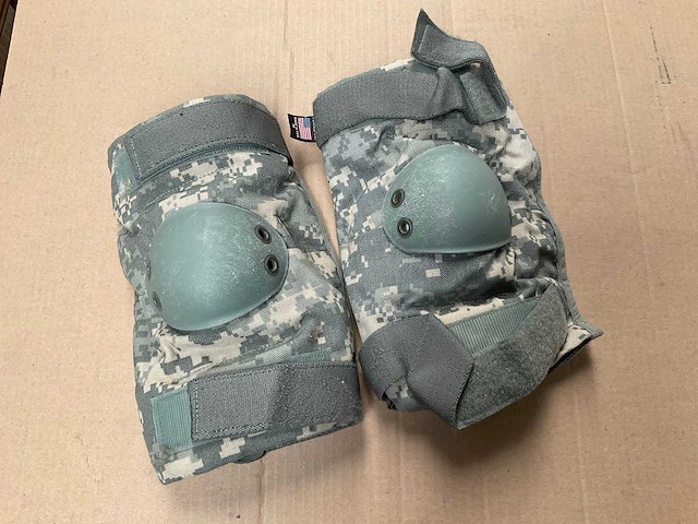Elbow pad set ucp (25x) - afbeelding 1 van  3