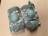 Elbow pad set ucp (25x) - afbeelding 1 van  3