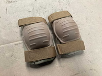 Elbow pad set - afbeelding 1 van  2